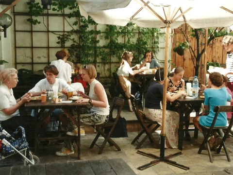 Bar sałatkowy w przeszłości